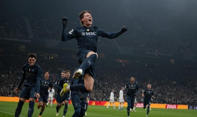 bob半岛体育官方网站-斯基拉：那不勒斯将麦克托米奈视为非卖品，双方已开始谈续约